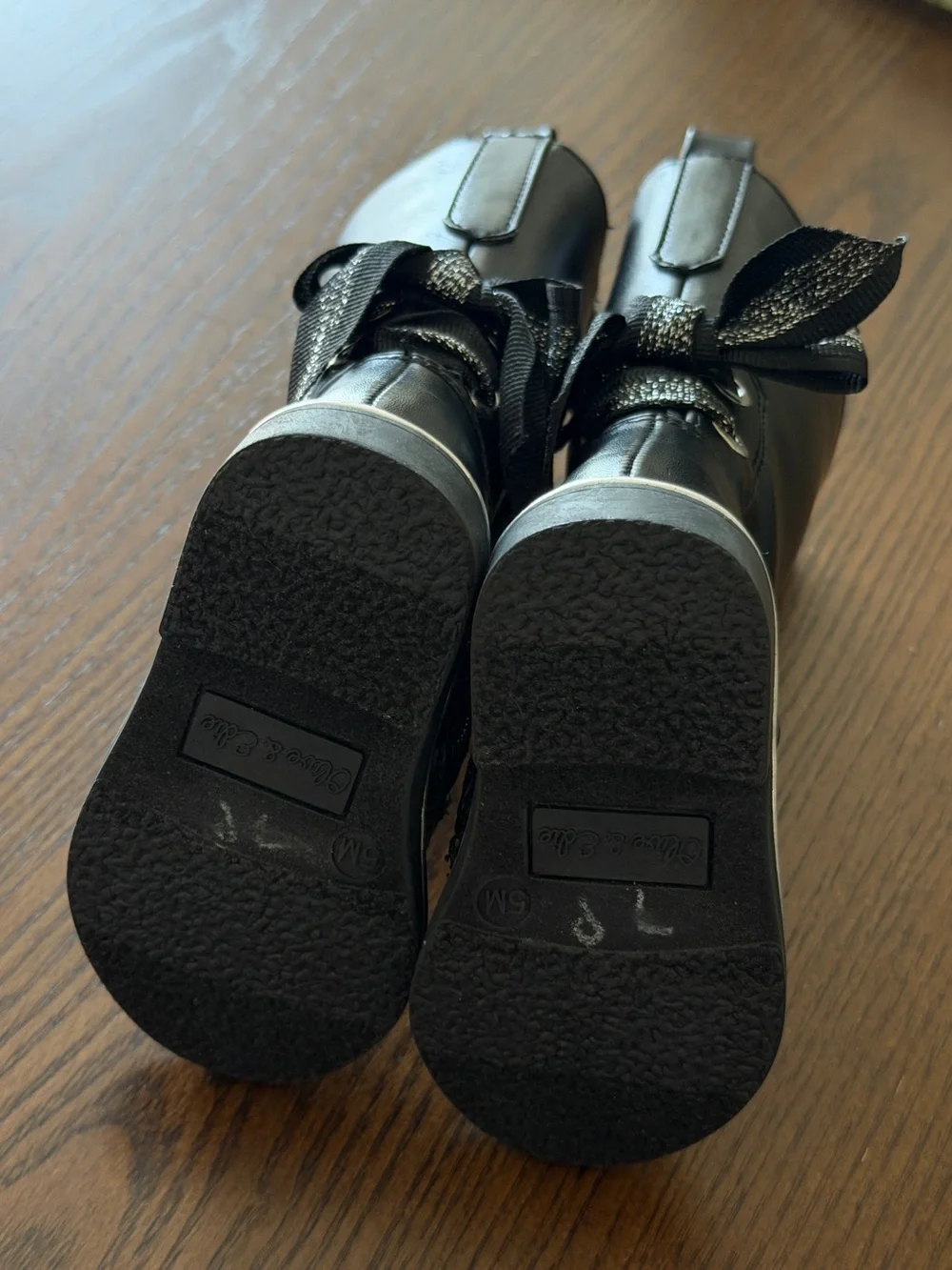 Olive & Edie Black Tall Bow Boots